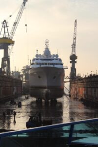 ship, shipyard, hamburg, dock, dry dock, backlighting, draught, port, crane, repair, in dry dock, shipyard, shipyard, shipyard, shipyard, shipyard, dry dock, dry dock, dry dock